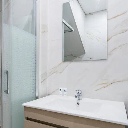 Apartamento Host Wise - Urban Escape *